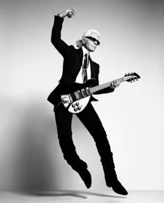 le maitre de la mode ^^    (karl lagerfeld)